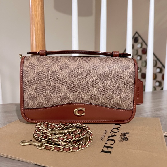 ❌SOLD❌Coach Brown Signature Canvas Bag - Picture 10 of 14